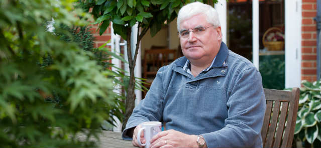 Dr John Urquhart