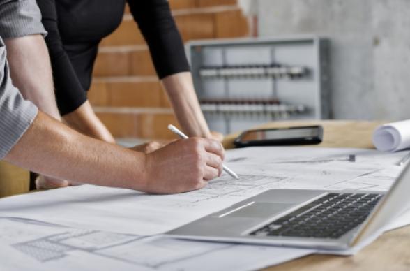 people creating business plan