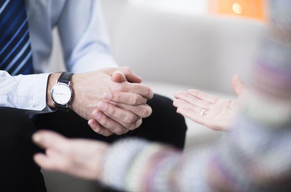 candidate and recruiter at job interview